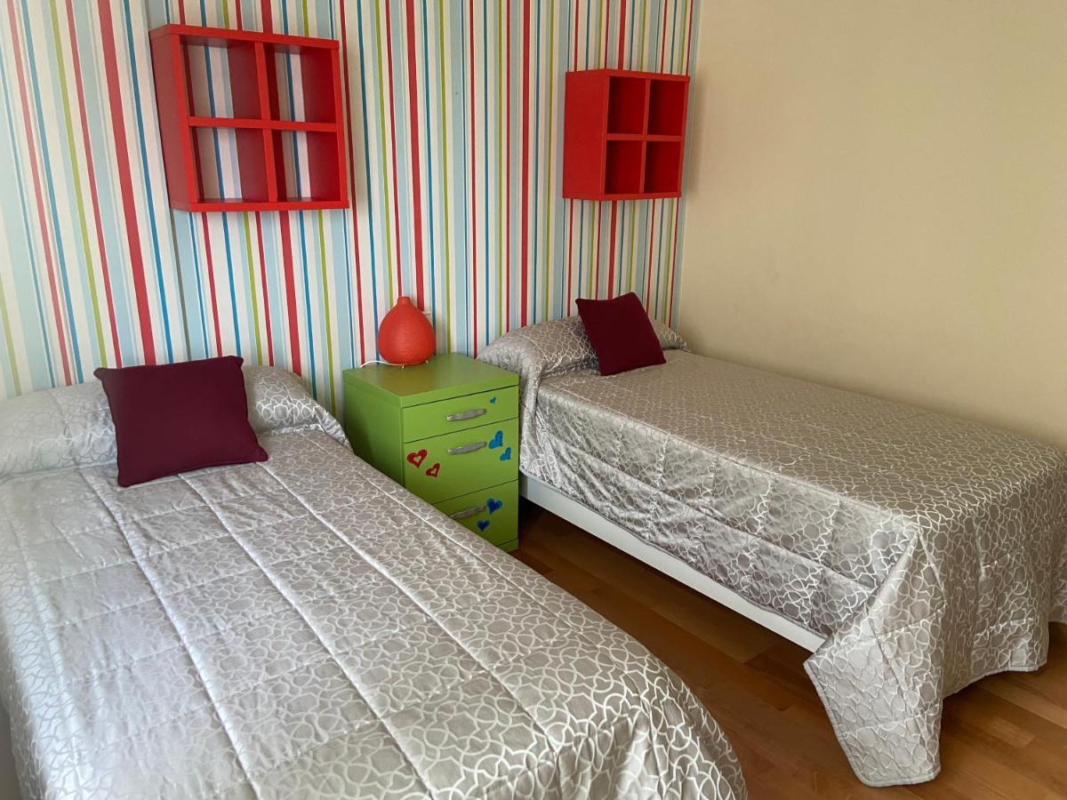 Apartamentos Beach Langosteira 2 フィニステレ エクステリア 写真